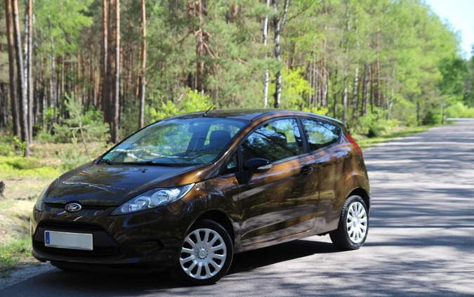 Ford Fiesta cena 21900 przebieg: 76000, rok produkcji 2011 z Kożuchów małe 781